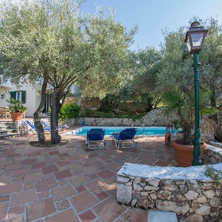Agios Nikitas Villas Экстерьер фото