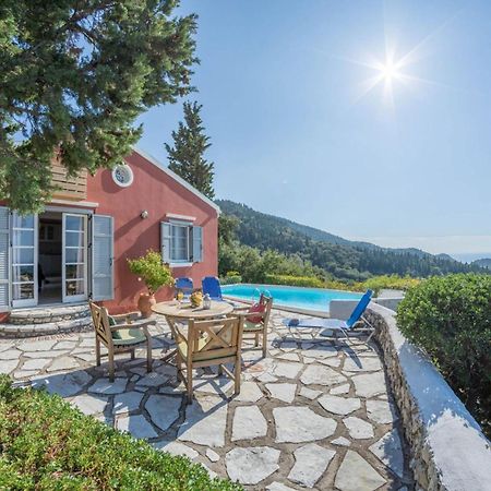 Agios Nikitas Villas Экстерьер фото