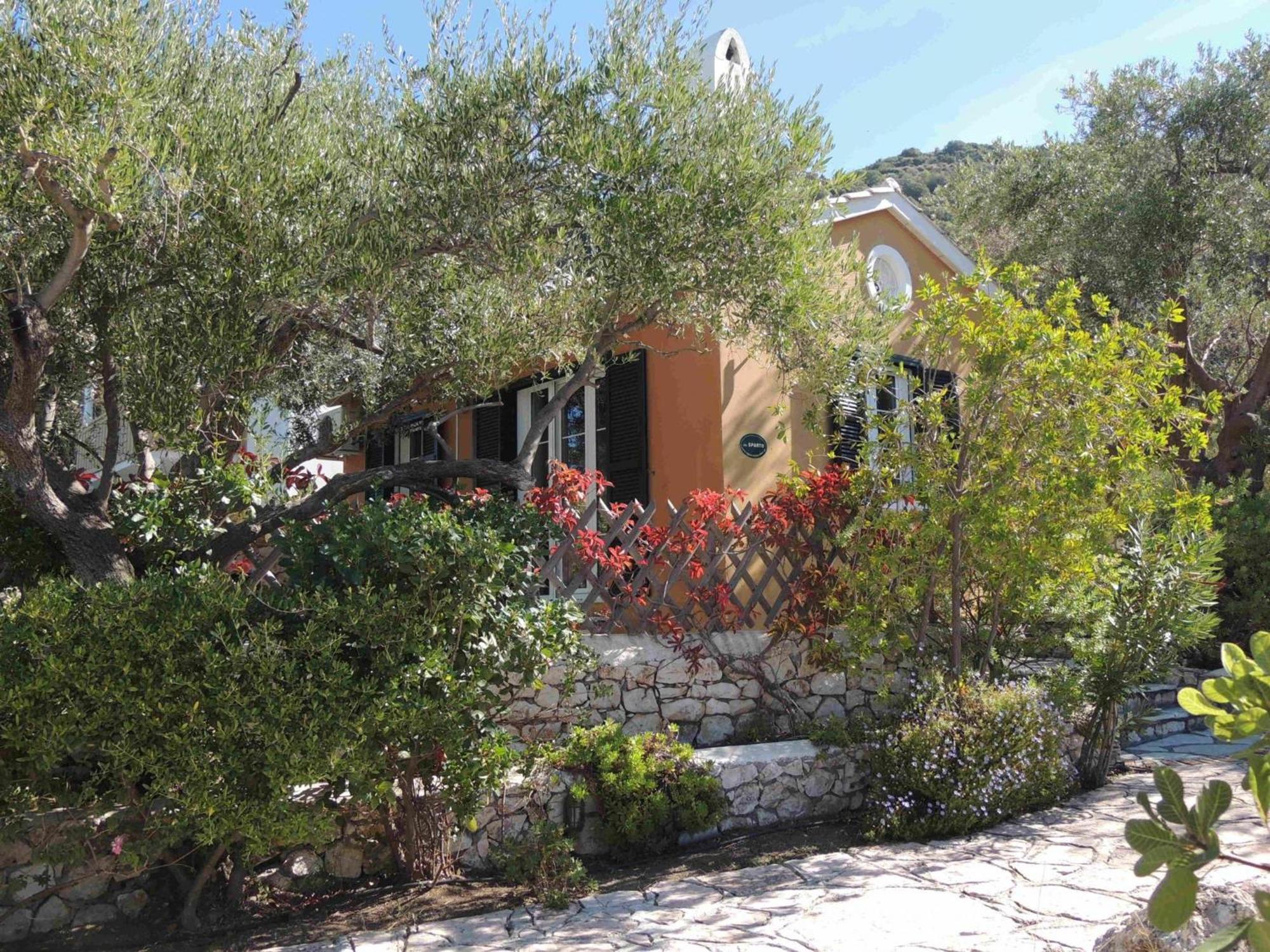 Agios Nikitas Villas Экстерьер фото
