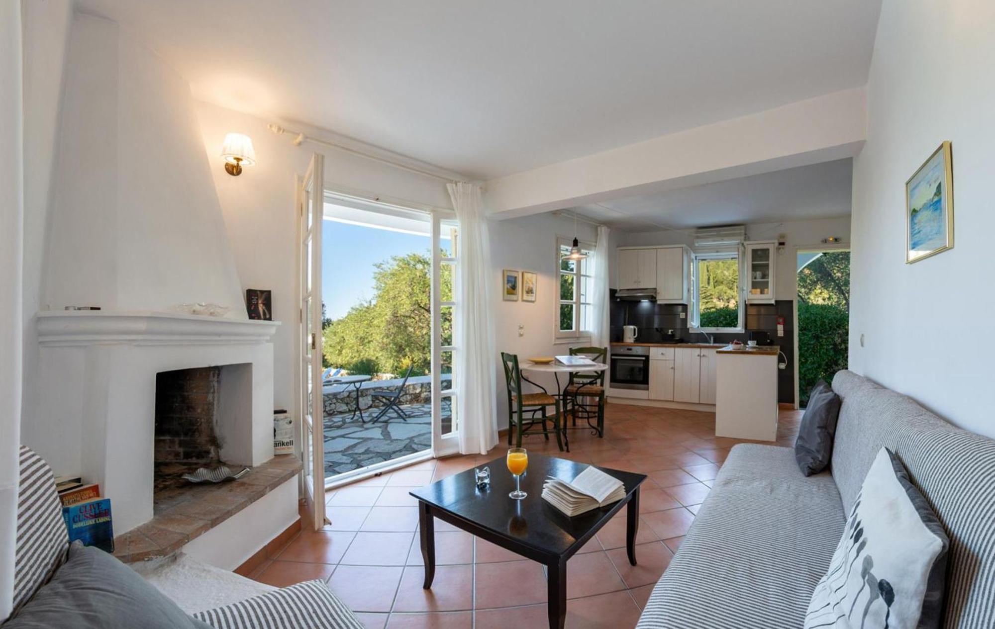 Agios Nikitas Villas Экстерьер фото